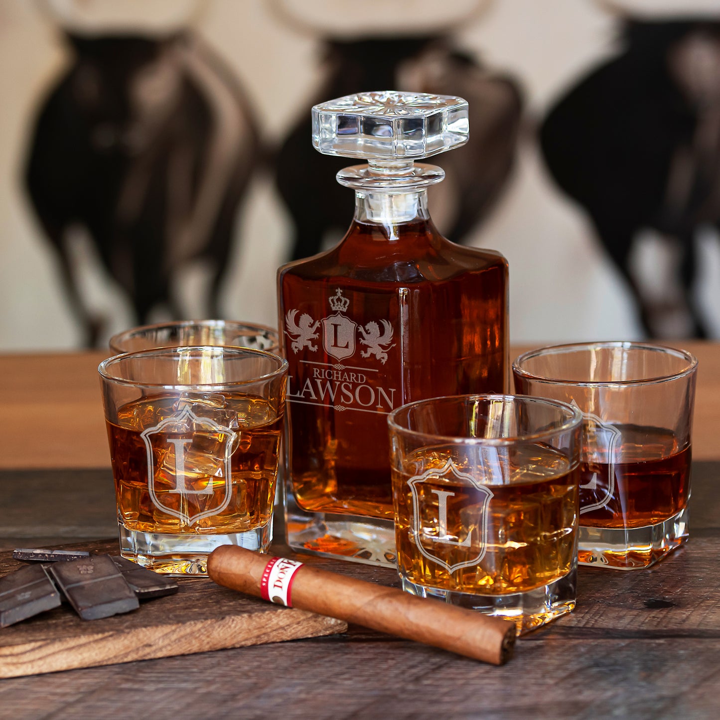 Whiskey Decanter and 4 Glasses Set Design 3