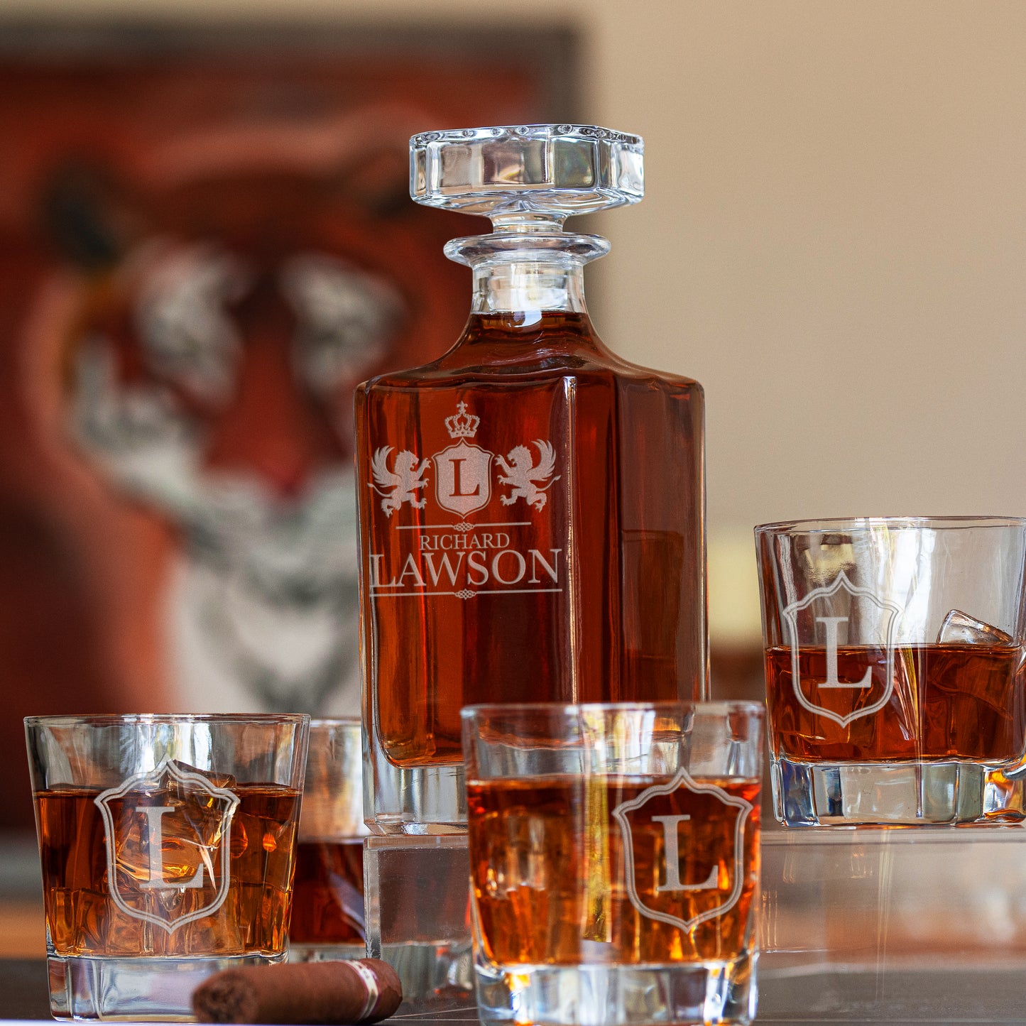 Whiskey Decanter and 4 Glasses Set Design 3