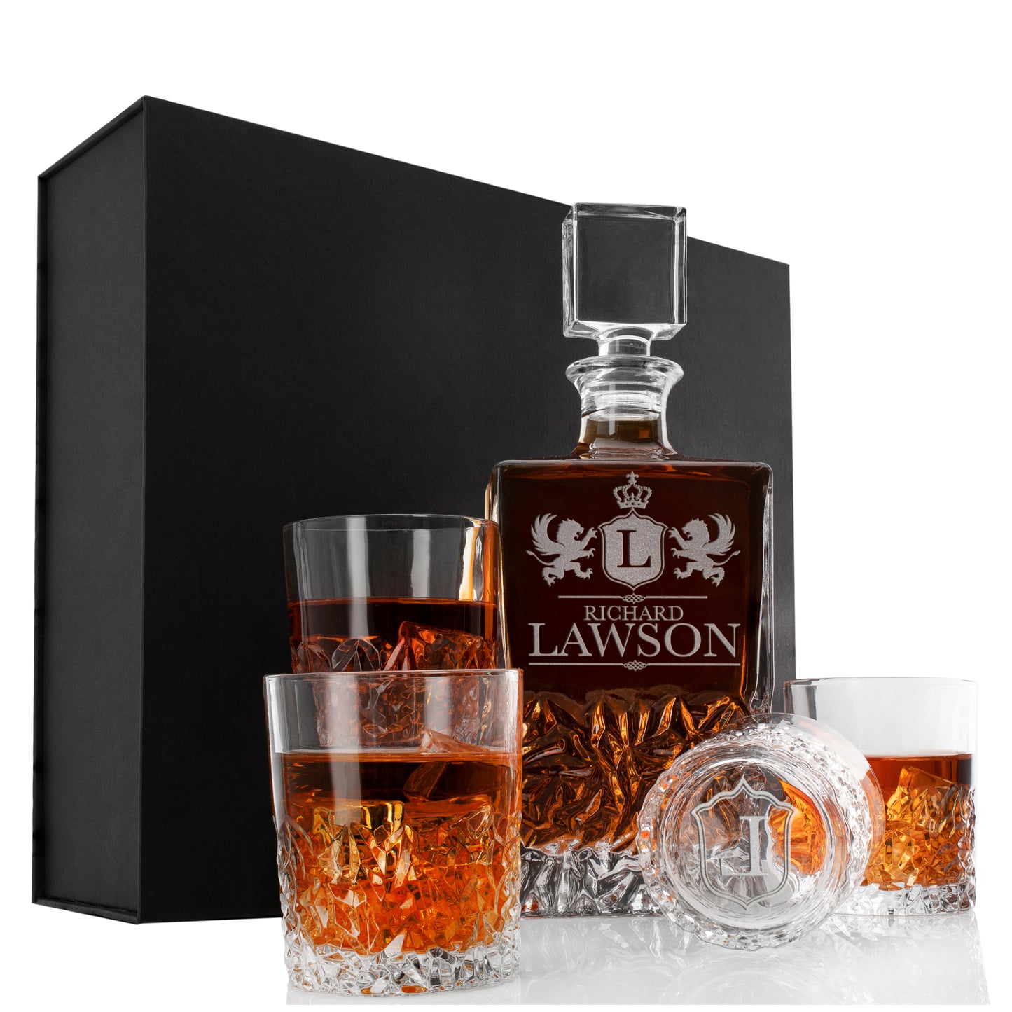 Whiskey Decanter and 4 Glasses Set Design 8