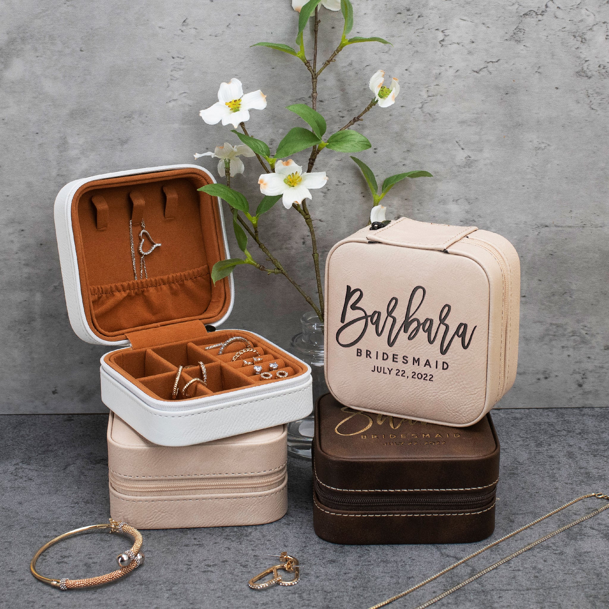 Jewelry Travel Case • Minimal Jewelry Box in Vegan Leather • Bridesmai –  Lara Laser Works